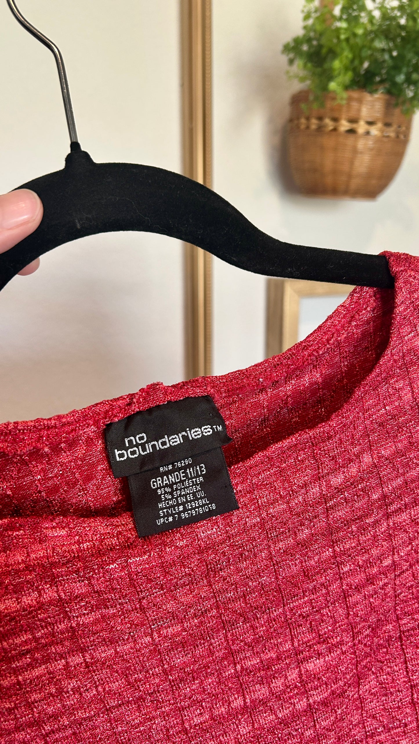 No Boundaries High Neck Jacquard Tank Top (XS-M)