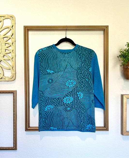 New Hong Kong Co Flower Sweater Top (M/L)