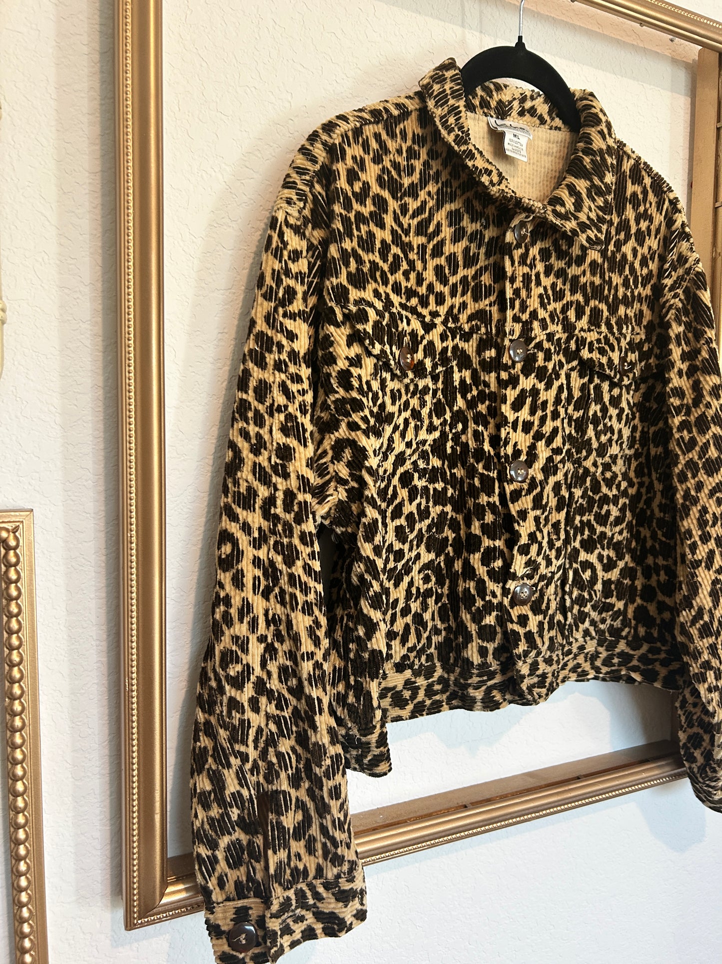Kiko Cheetah Cropped Cheetah Jacket (M-XL)