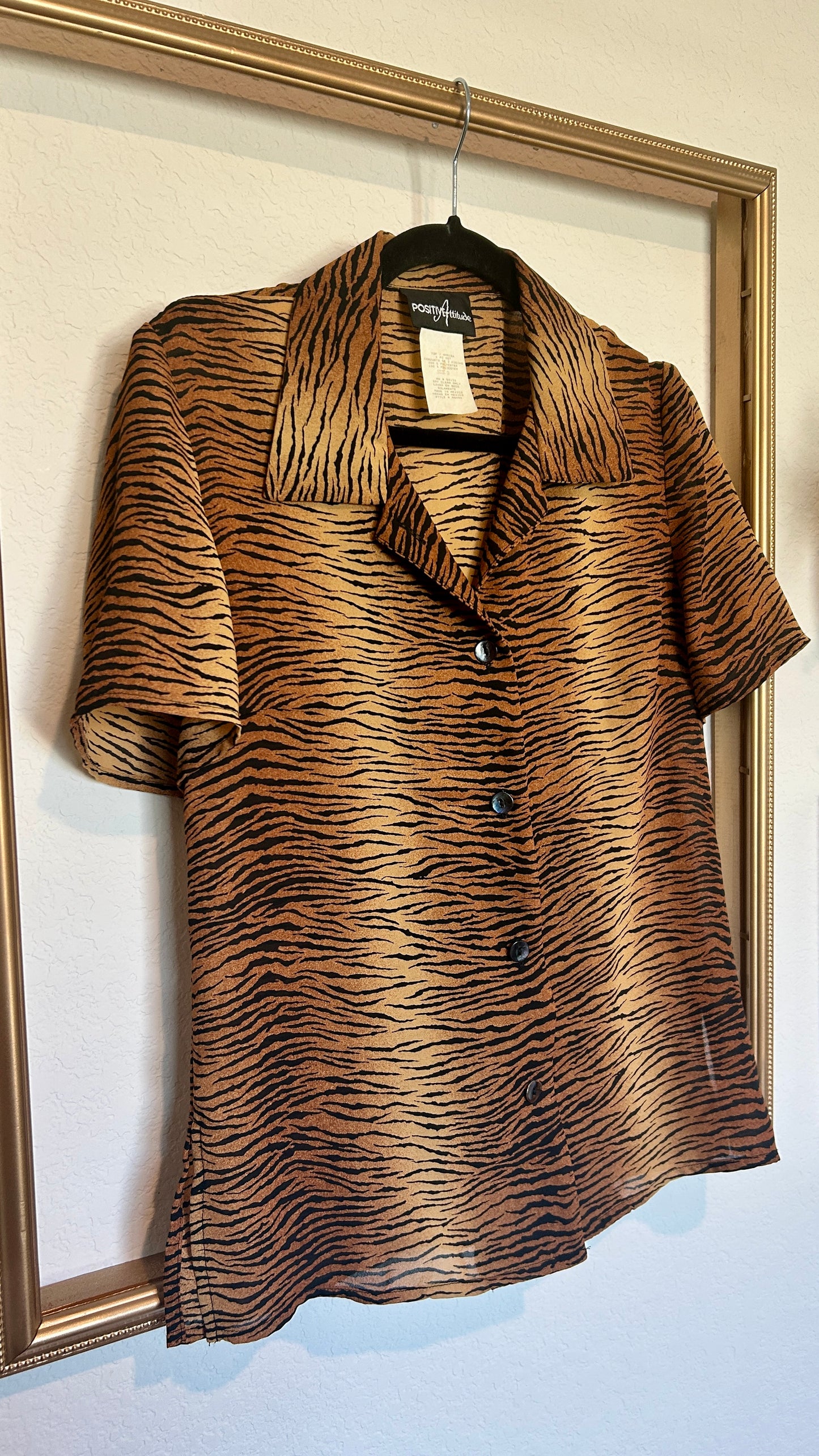Positive Attitude Tiger Short Sleeve Button Up (M/L)