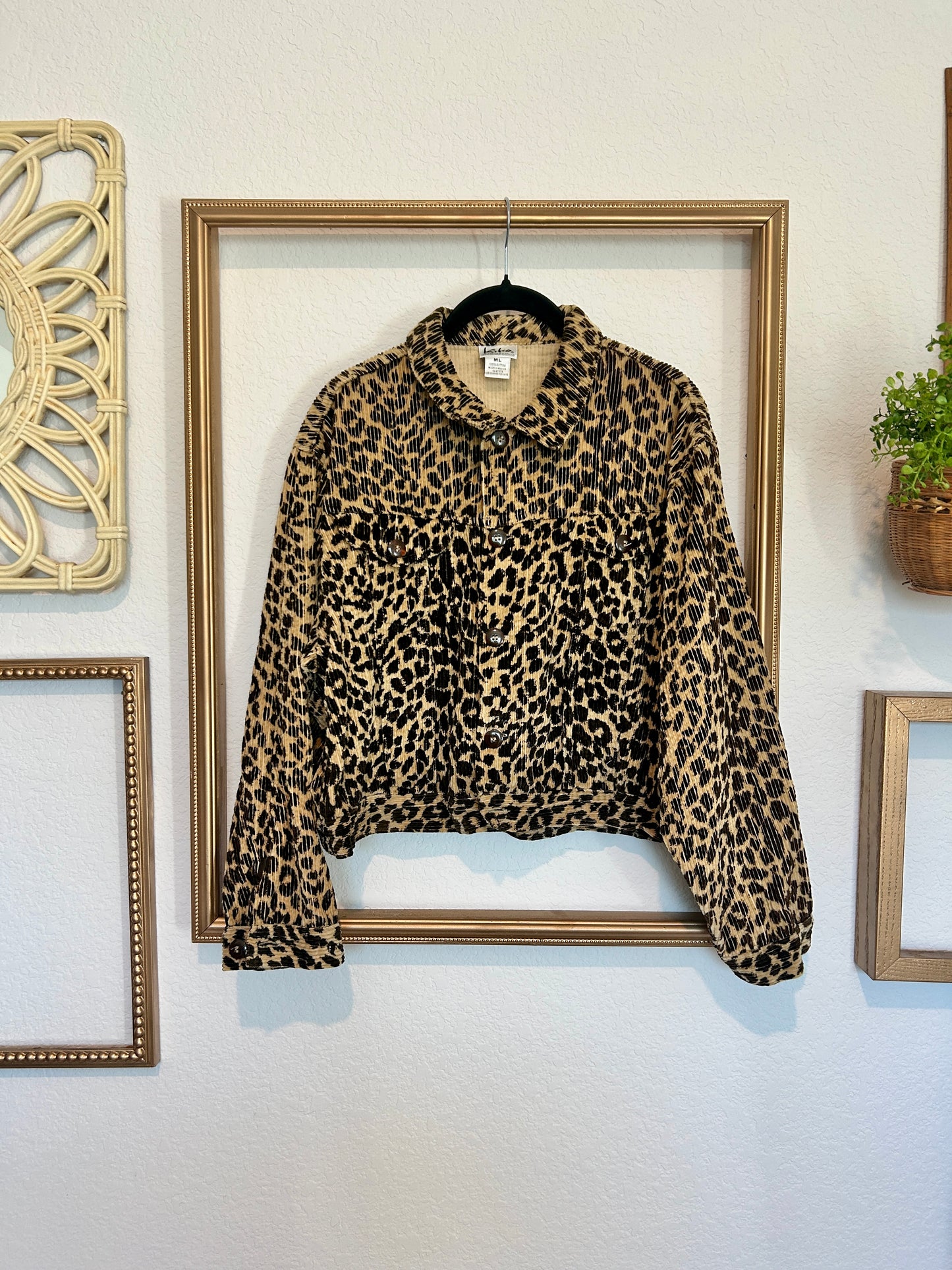 Kiko Cheetah Cropped Cheetah Jacket (M-XL)