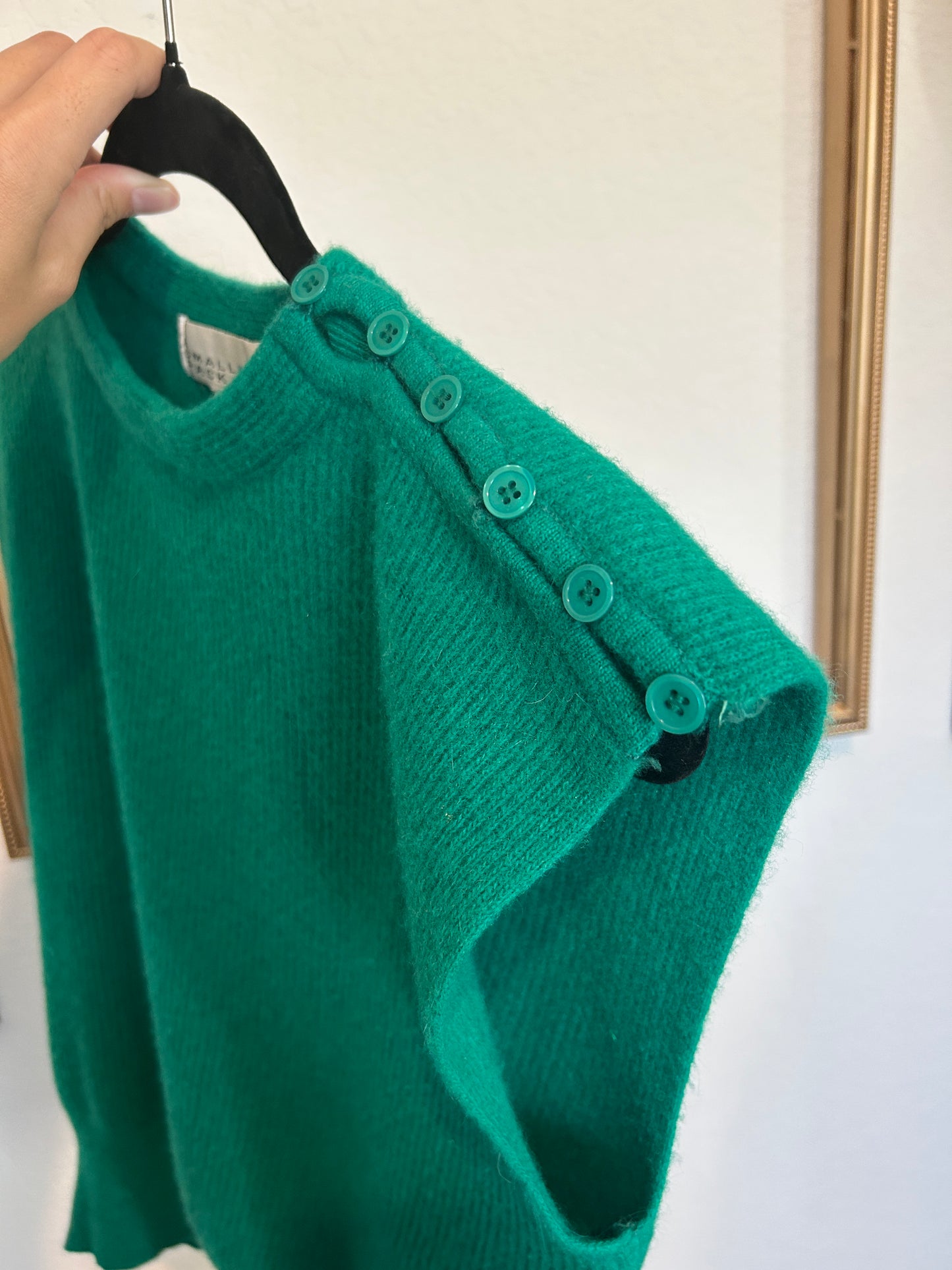 Small Packages Sweater Vest (S-L)